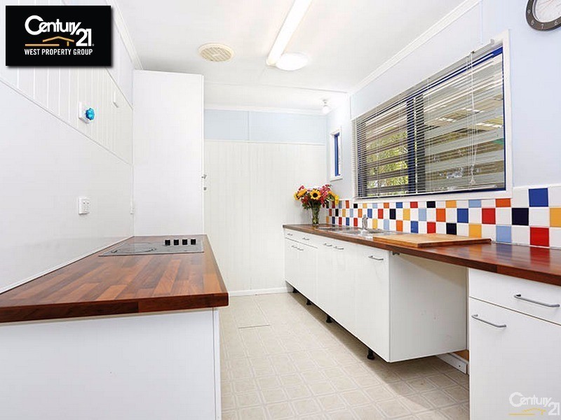 52 Wilson Avenue, Albany Creek QLD 4035