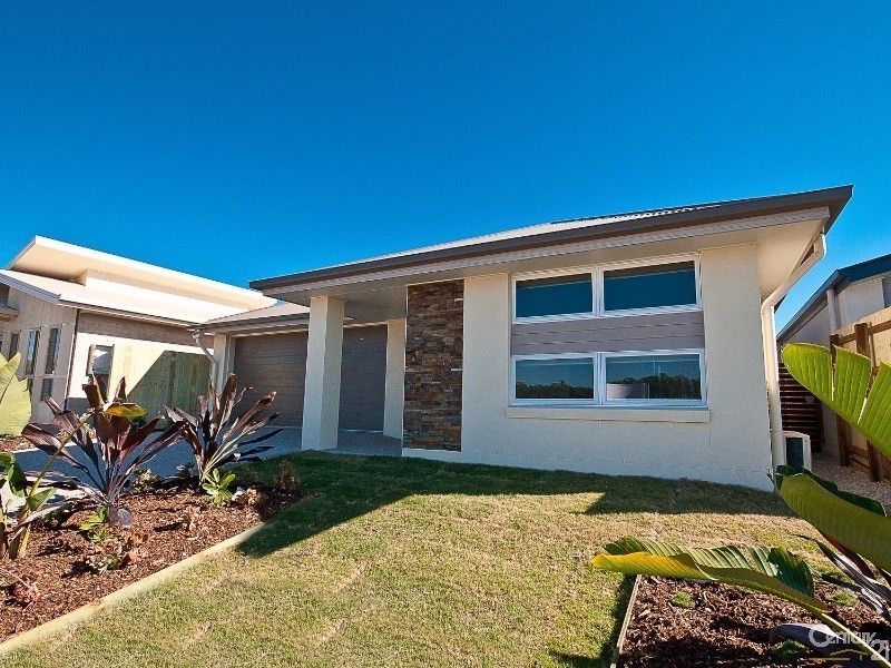 42 Caspian Parade, Warner QLD 4500