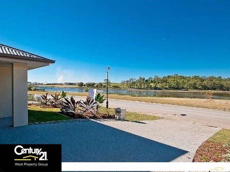 42 Caspian Parade, Warner QLD 4500