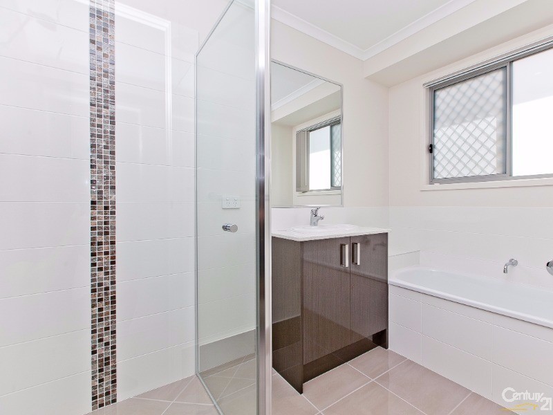 6 Monitor Avenue, Dakabin QLD 4503