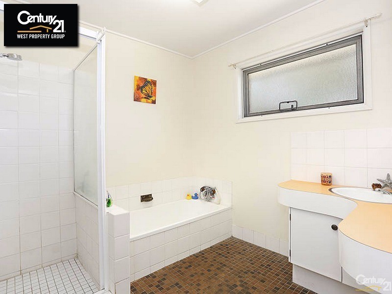 10 Viscount Street, Bray Park QLD 4500