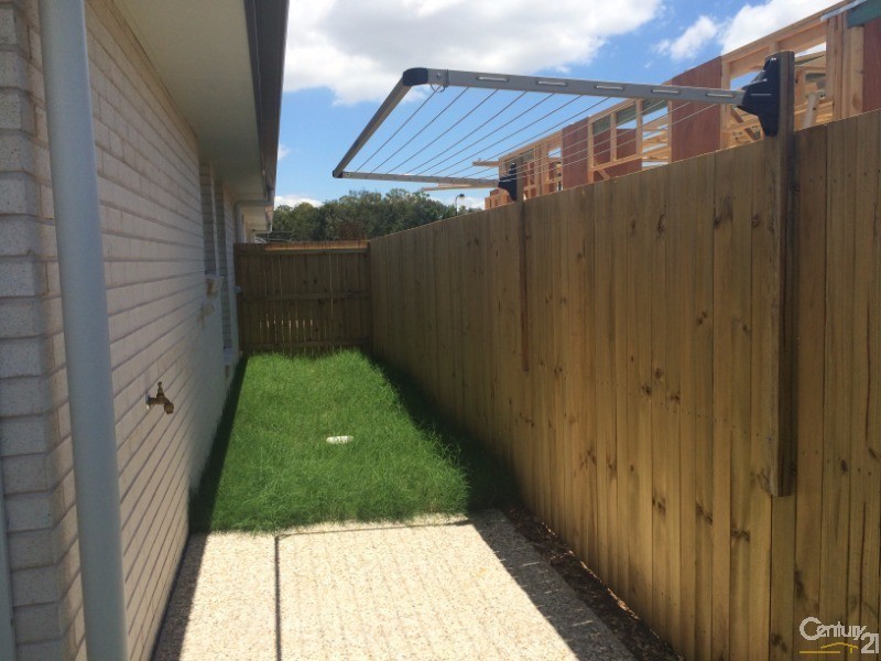 2/40 Mint Crescent, Griffin QLD 4503