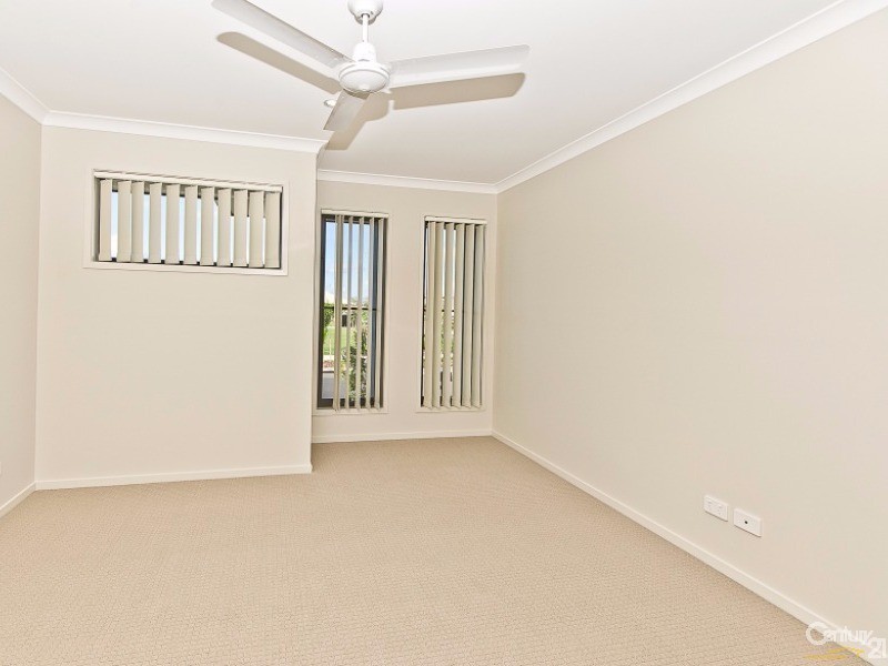 40 Cowen Terrace, North Lakes QLD 4509