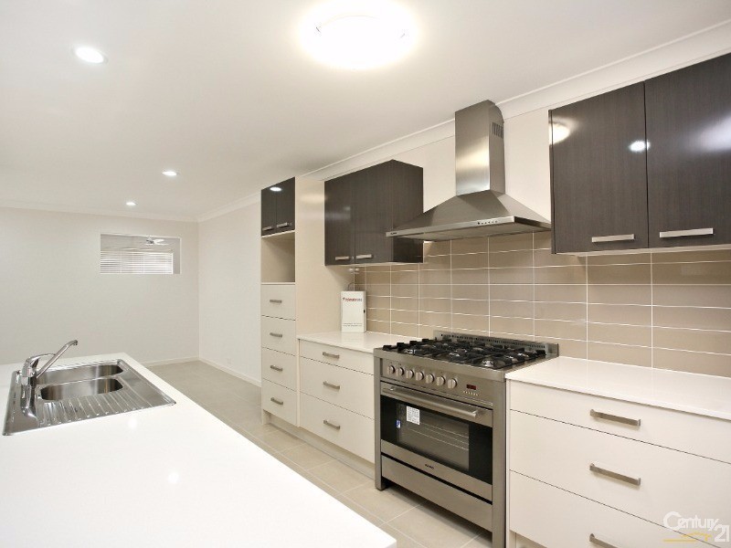 43 Michael David Drive, Warner QLD 4500