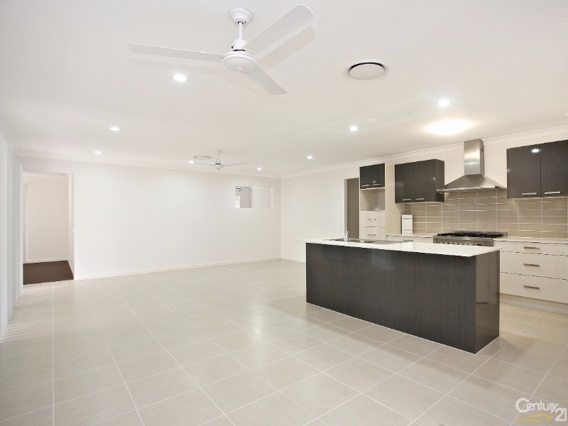 43 Michael David Drive, Warner QLD 4500