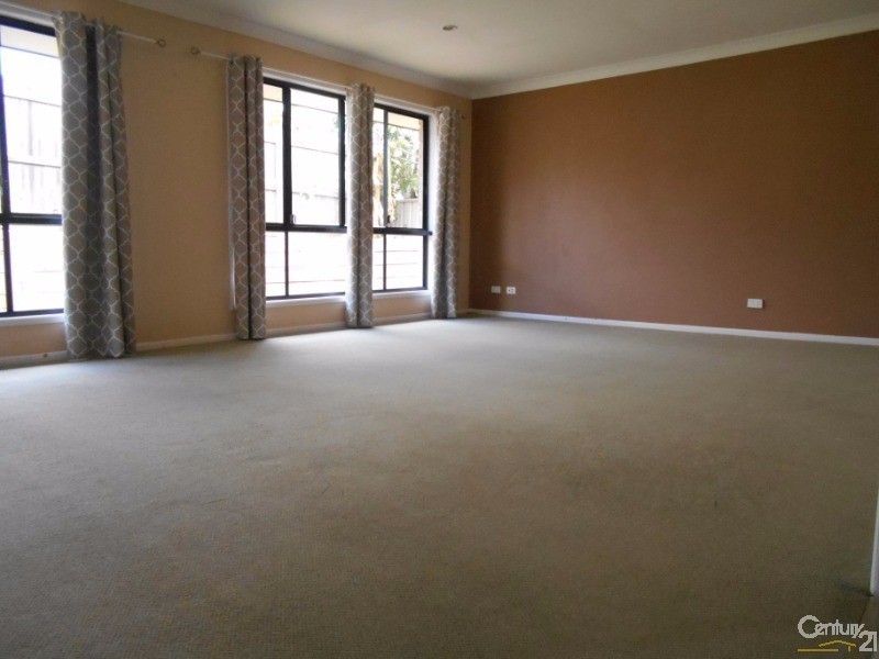 30 Meander Street, Warner QLD 4500