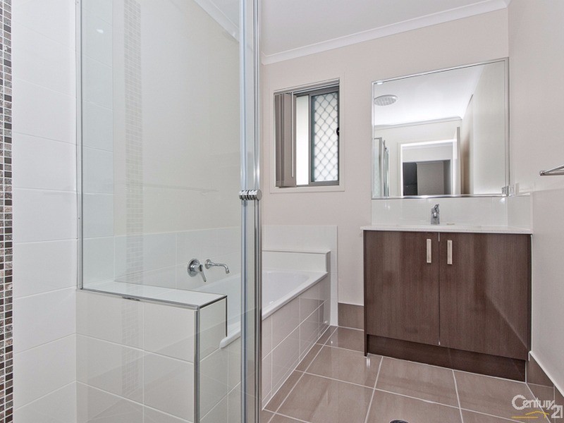 10  Ballyalla Crescent, Warner QLD 4500