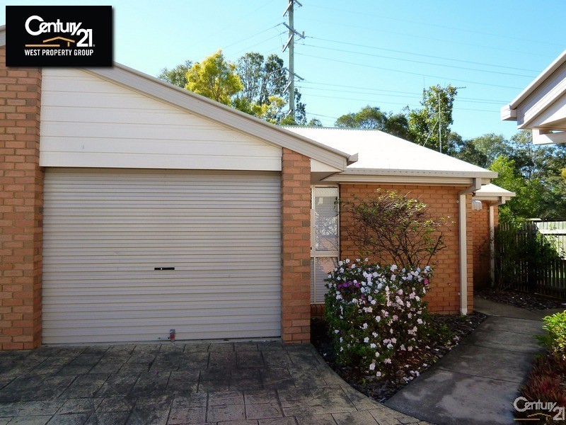 2/40 Leis Parade, Lawnton QLD 4501