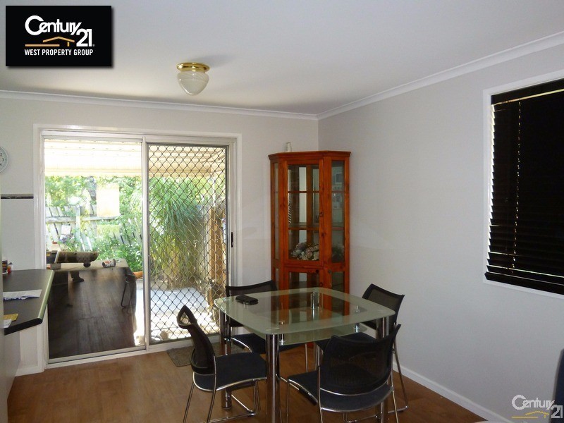 2/40 Leis Parade, Lawnton QLD 4501