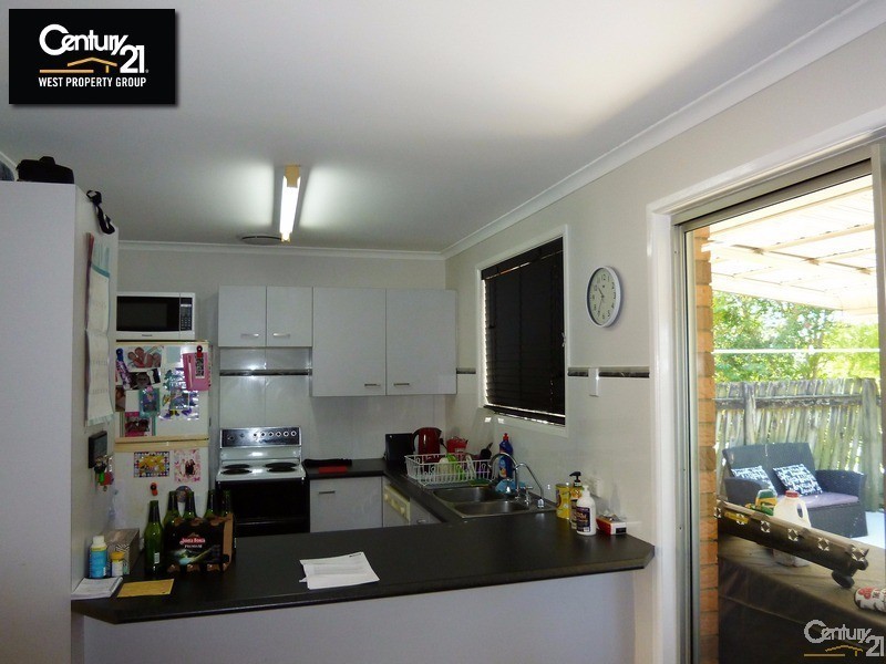 2/40 Leis Parade, Lawnton QLD 4501