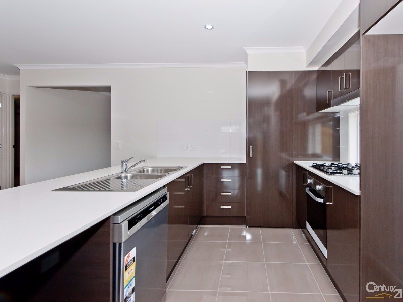 86 Fern Parade, Griffin QLD 4503