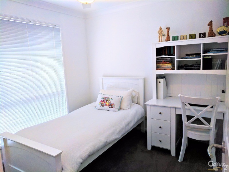 5 Doyen Ct, Warner QLD 4500