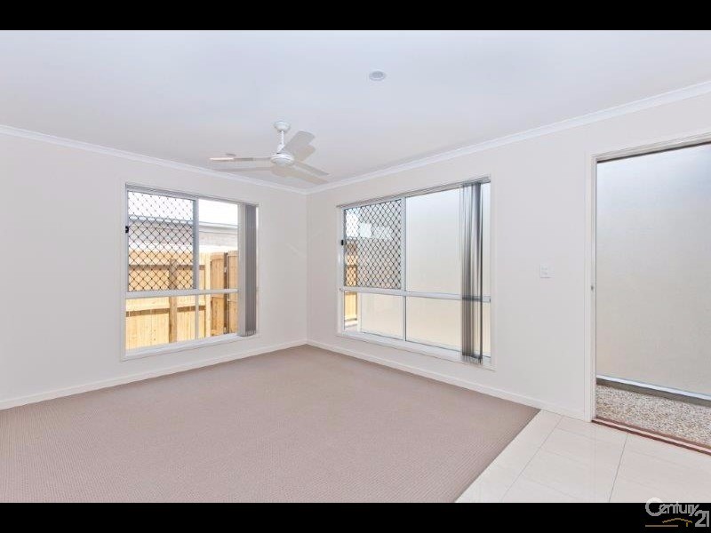 40B Mint Crescent, Griffin QLD 4503