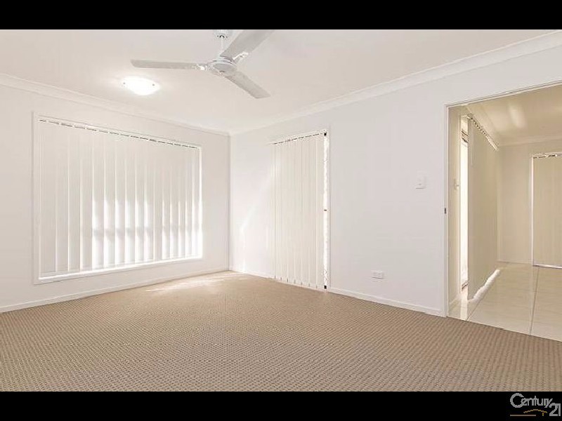 29 Cootharaba Crescent, Warner QLD 4500