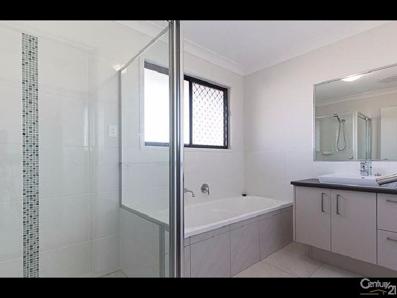 29 Cootharaba Crescent, Warner QLD 4500