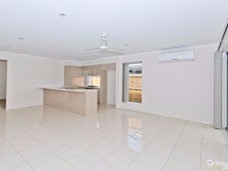 7 Mint Crescent, Griffin QLD 4503