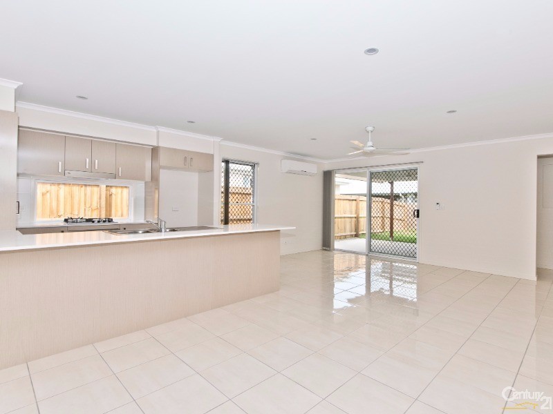 7 Mint Crescent, Griffin QLD 4503