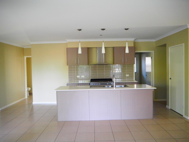 99 Brisbane Road, Warner QLD 4500