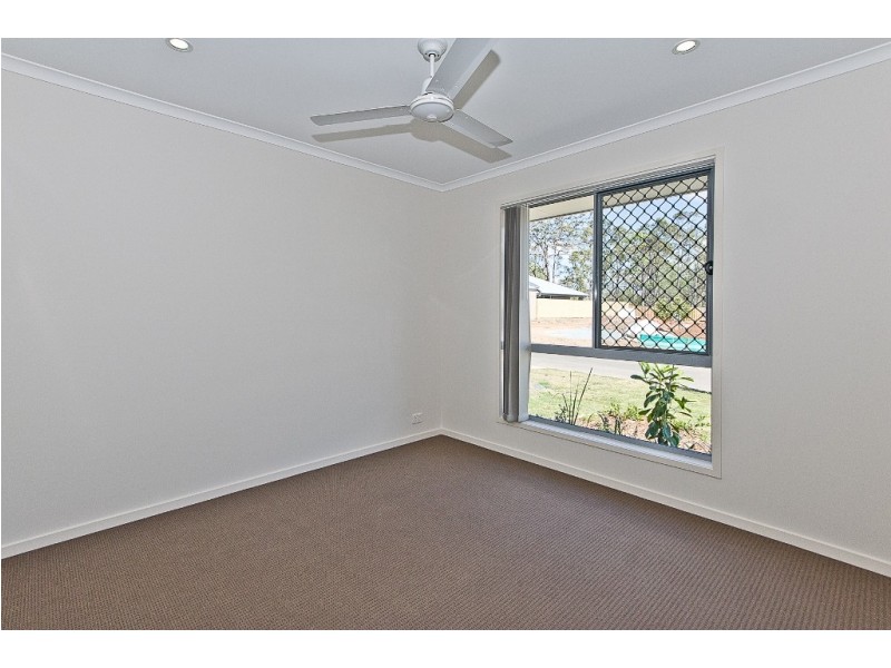 6 Finch Close, Dakabin QLD 4503