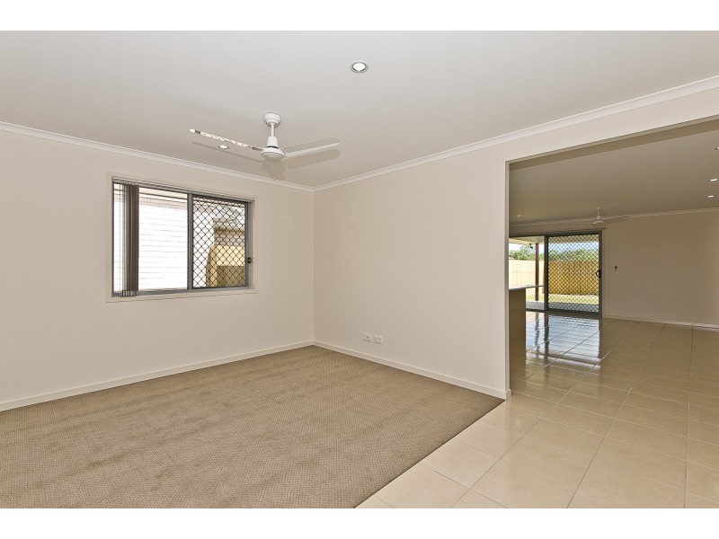 8 Mannikin Street, Griffin QLD 4503