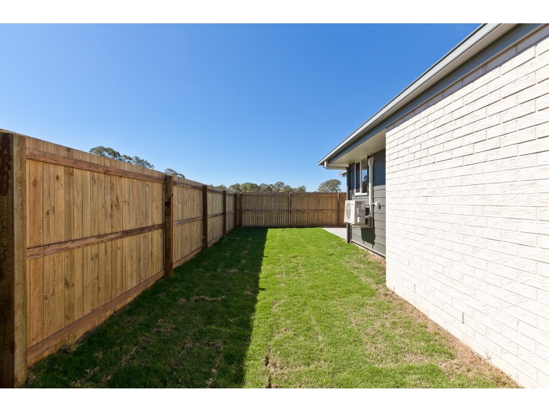 39 Apple Circuit, Griffin QLD 4503