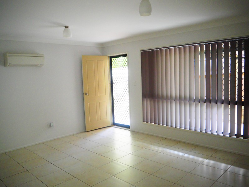 2/10 Brodiek Street, Strathpine QLD 4500
