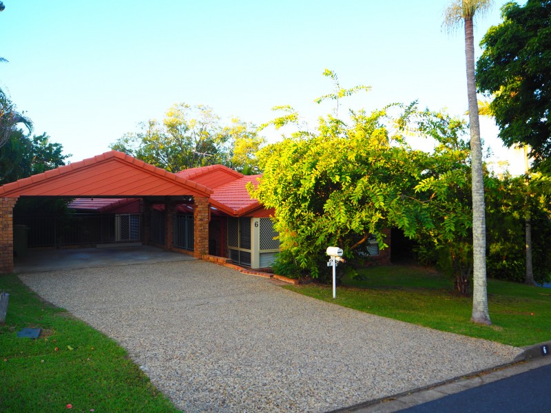 6 Vaucluse Crescent, Petrie QLD 4502