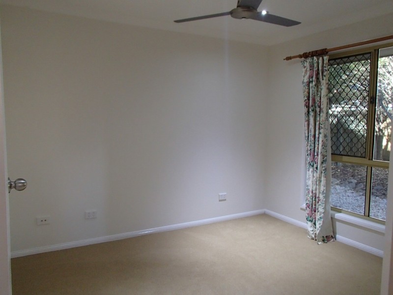 2 Blue Mountain Crescent, Warner QLD 4500