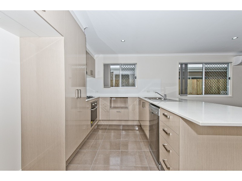 38  Cootharaba Crescent, Warner QLD 4500