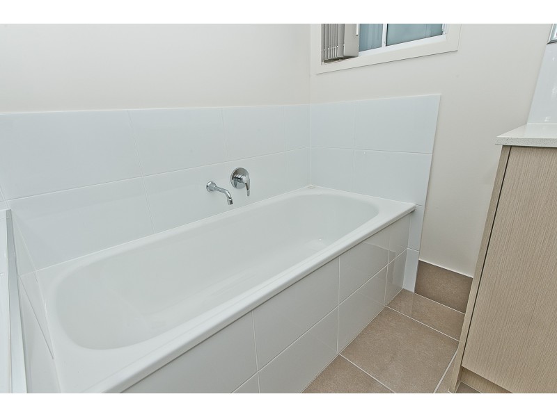 38  Cootharaba Crescent, Warner QLD 4500