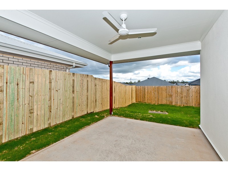 38  Cootharaba Crescent, Warner QLD 4500