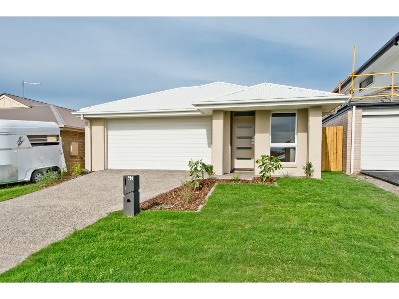 67 Lemongrass Circuit, Griffin QLD 4503