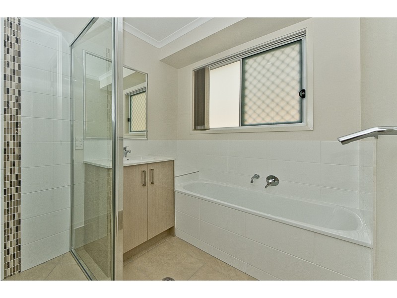 131 Cedar Creek Road, Upper Kedron QLD 4055