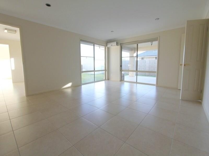 43 Barambah Circuit, Warner QLD 4500