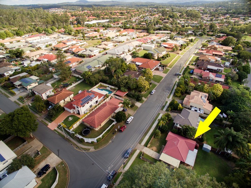 14 Willow Street, Albany Creek QLD 4035