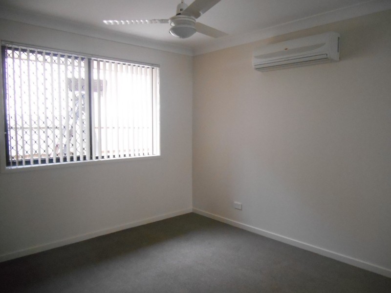 15 Tenzing Court, Warner QLD 4500