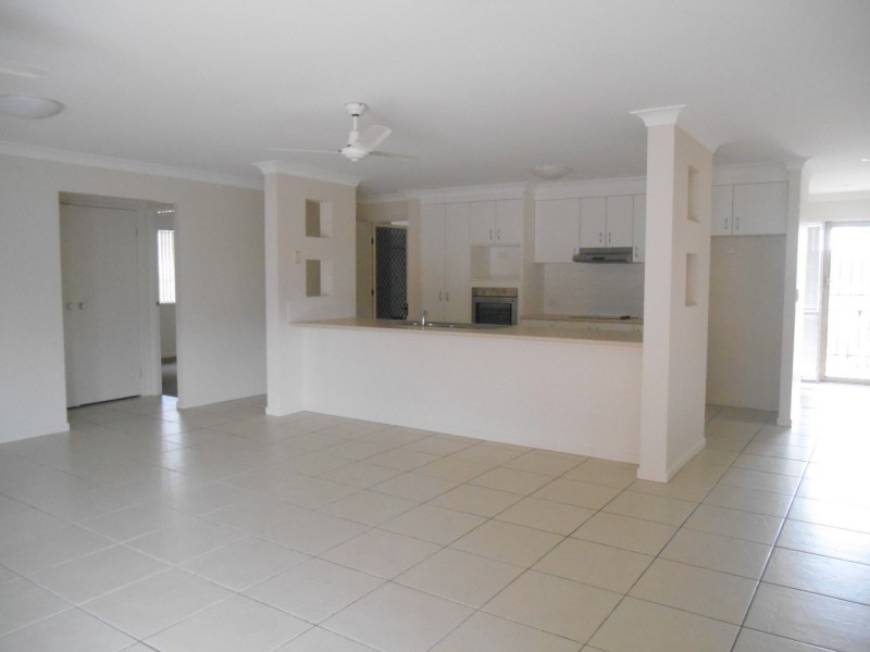 15 Tenzing Court, Warner QLD 4500