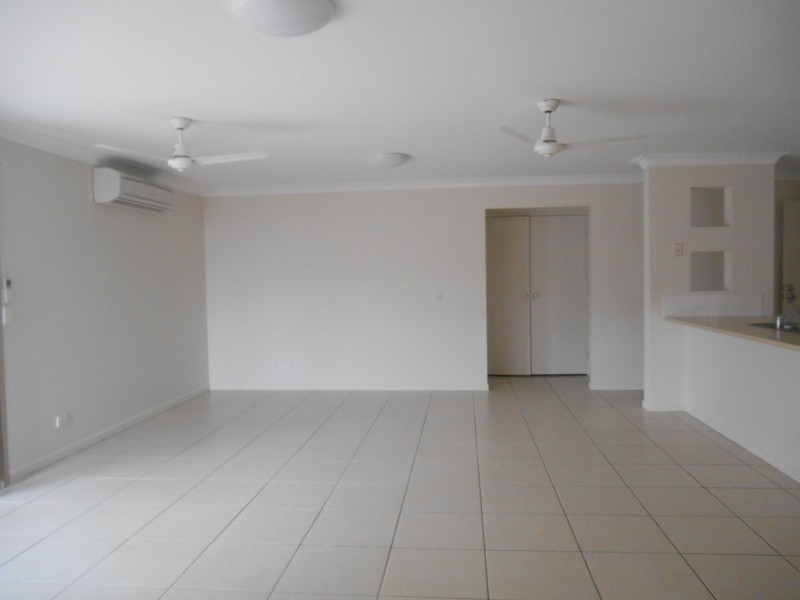 15 Tenzing Court, Warner QLD 4500