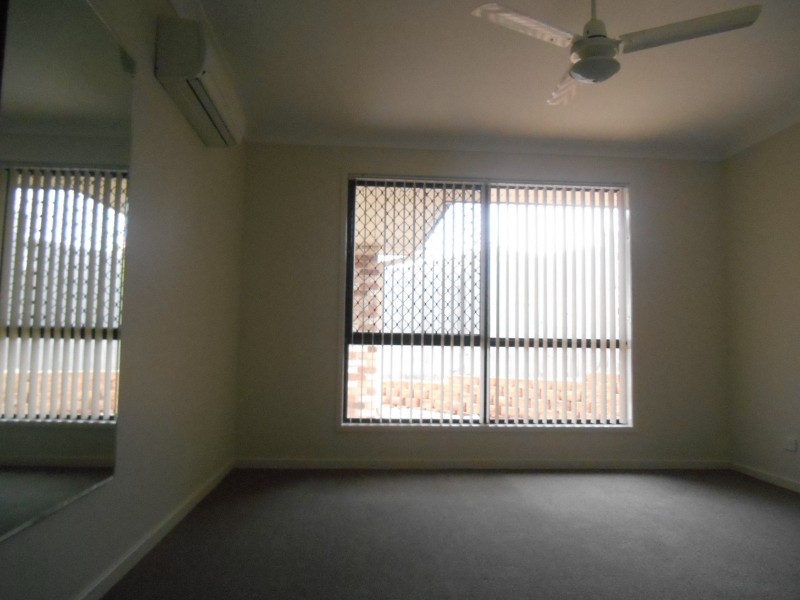 15 Tenzing Court, Warner QLD 4500