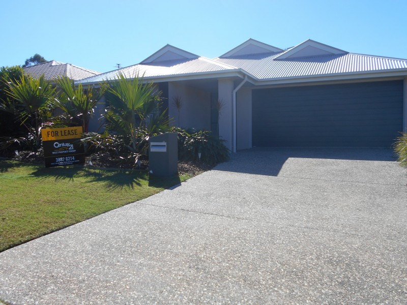 28 Kidston Crescent, Warner QLD 4500