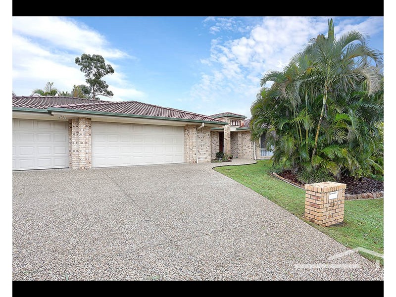 4 Toressian Place, Cashmere QLD 4500