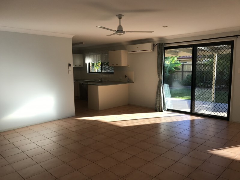 4 Mooney Street, Bray Park QLD 4500