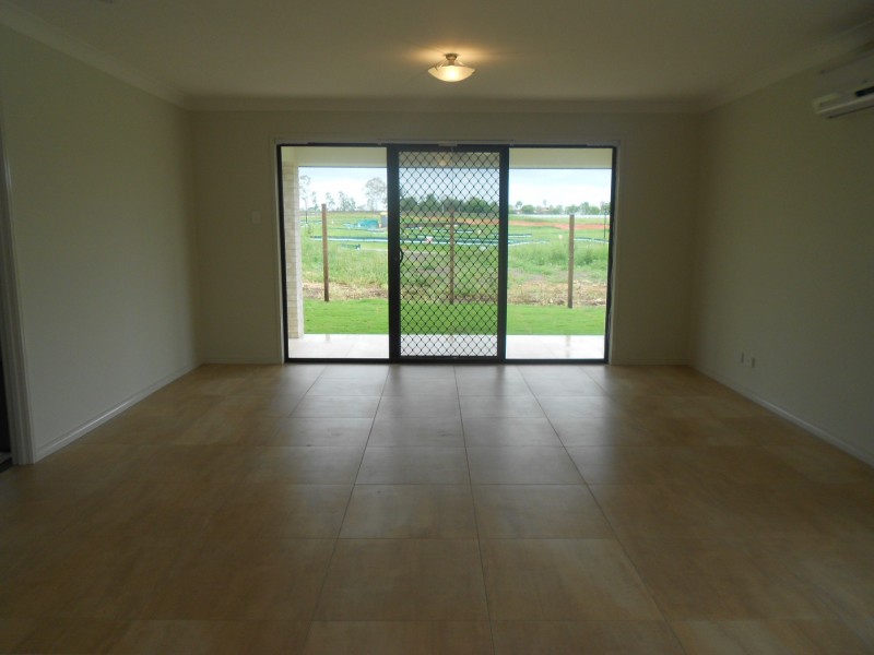 50 Solomon Parade, Warner QLD 4500