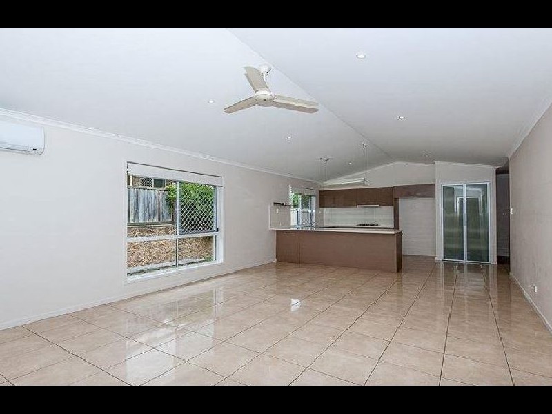 86 Winlock Circuit, Warner QLD 4500