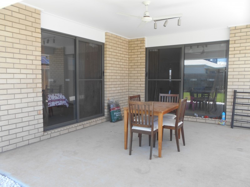 45 Cootharaba Crescent, Warner QLD 4500
