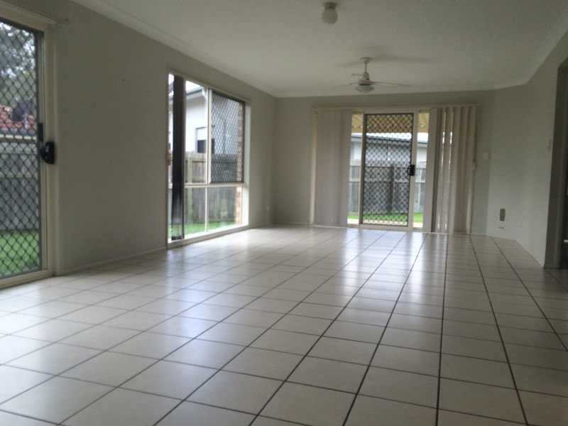 9 Bison Court, Warner QLD 4500