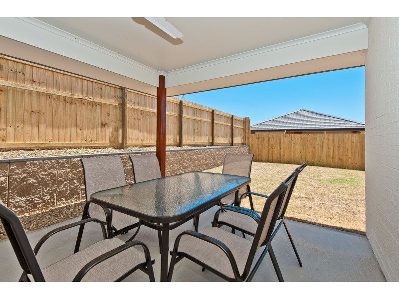22 Kidston Crescent, Warner QLD 4500