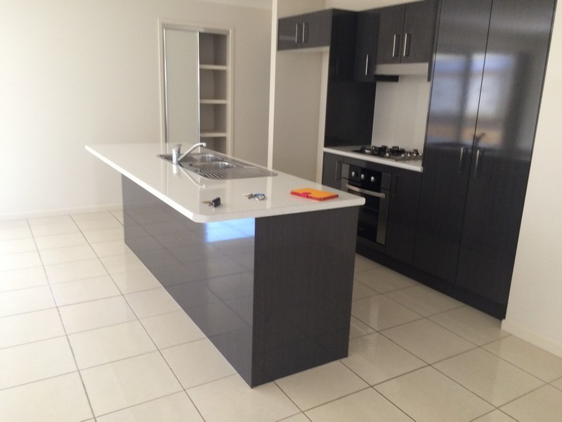 22 Kidston Crescent, Warner QLD 4500