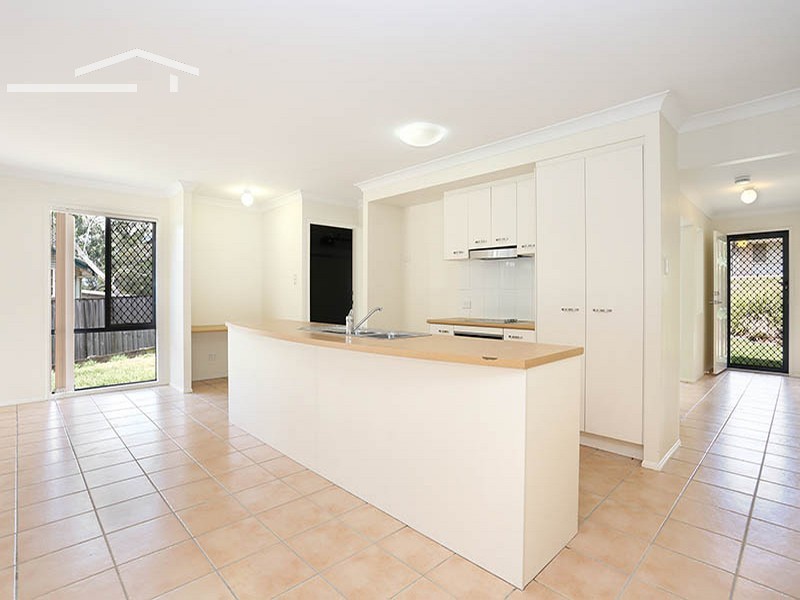 18 Silverash Court, Warner QLD 4500