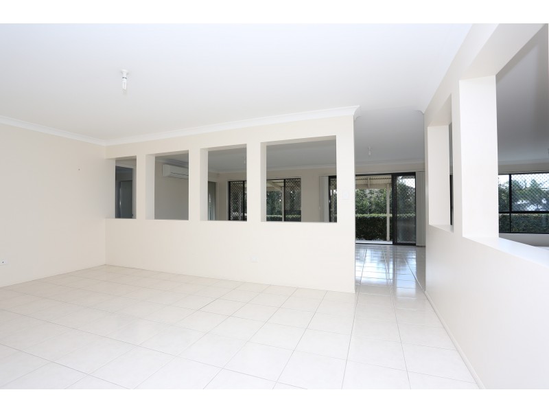 103 Kurrajong Drive, Warner QLD 4500